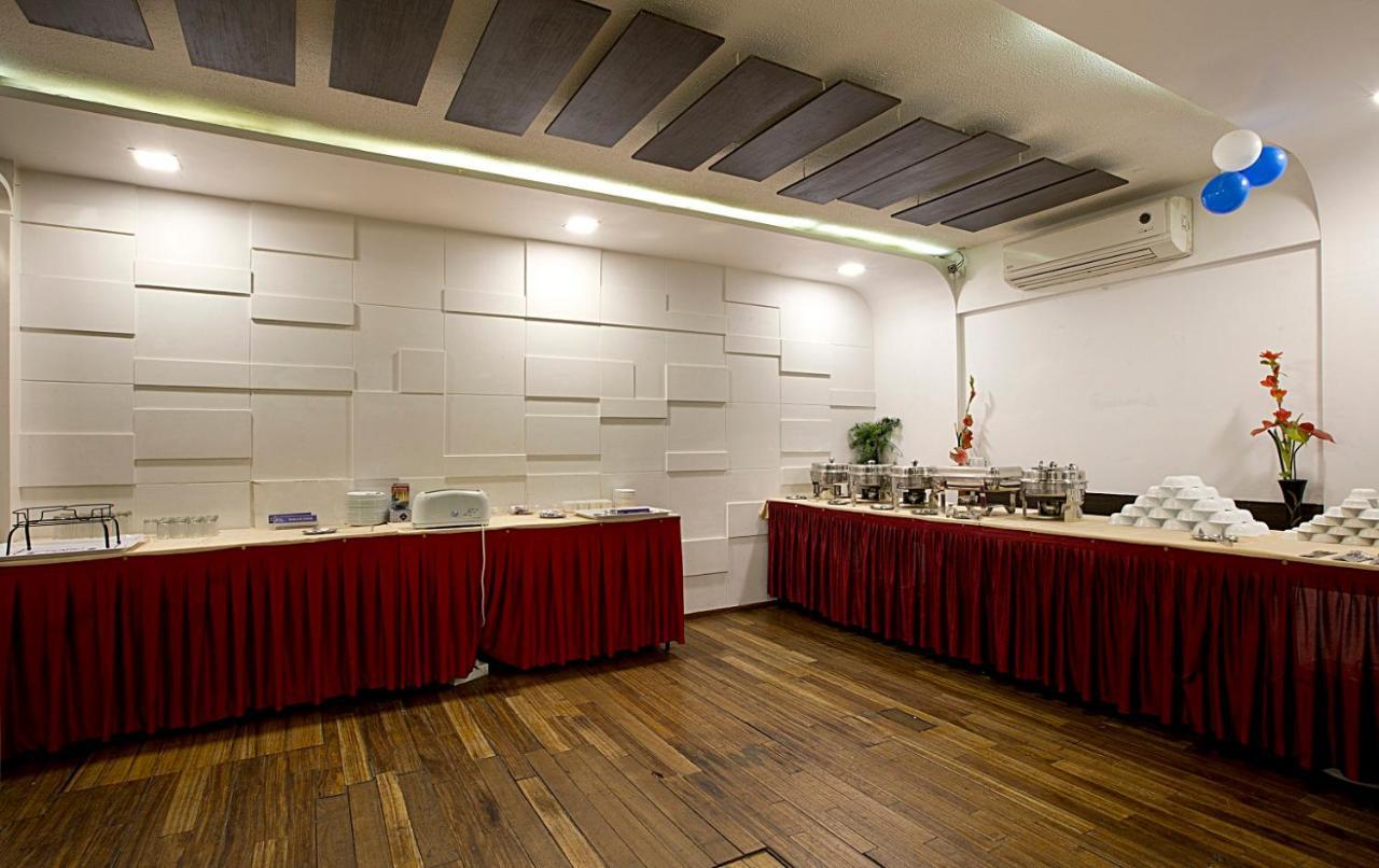 Hotel Planet Residency Bombay Esterno foto